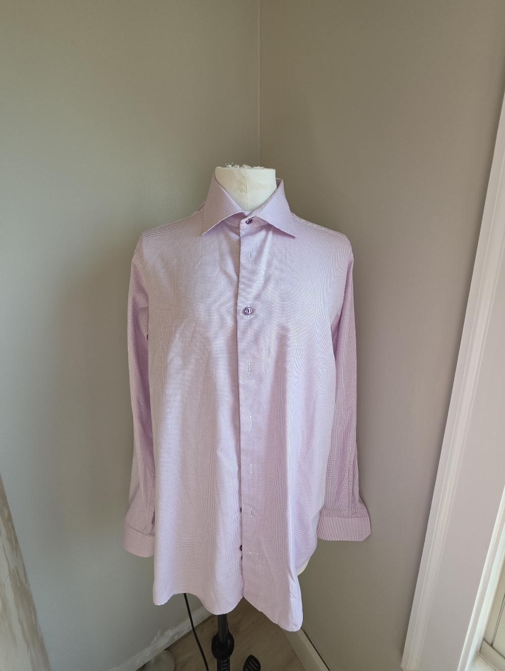 Classic Men's Light Lavender Dress Shirt - Tailored Fit